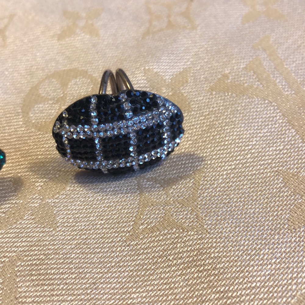 Silver Crystal Rings - Picture 3 of 4
